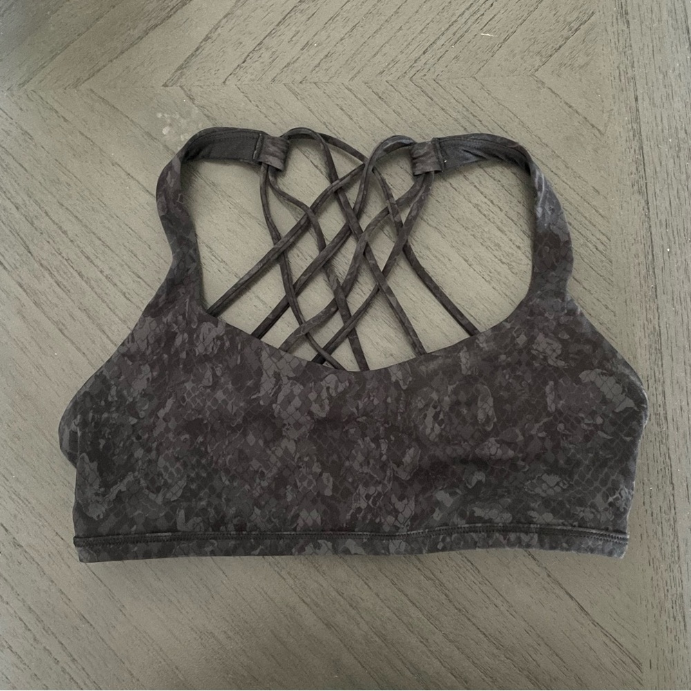 Lululemon Sports Bra